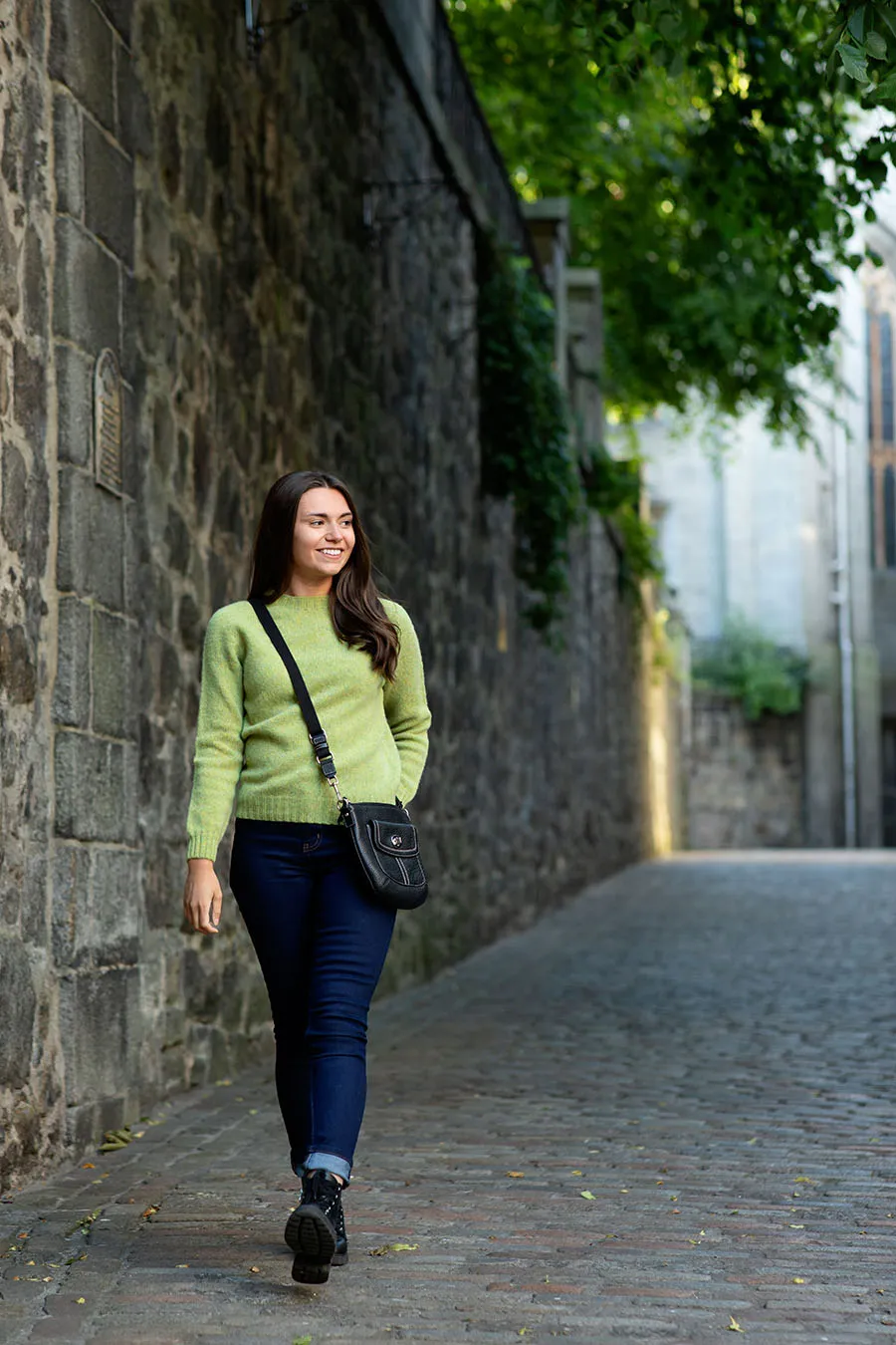 Womens Seamless Saddle Shoulder Shetland Jumper - Lime